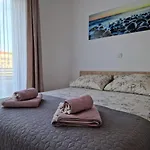 Toni بيوغْغاد نا موغو