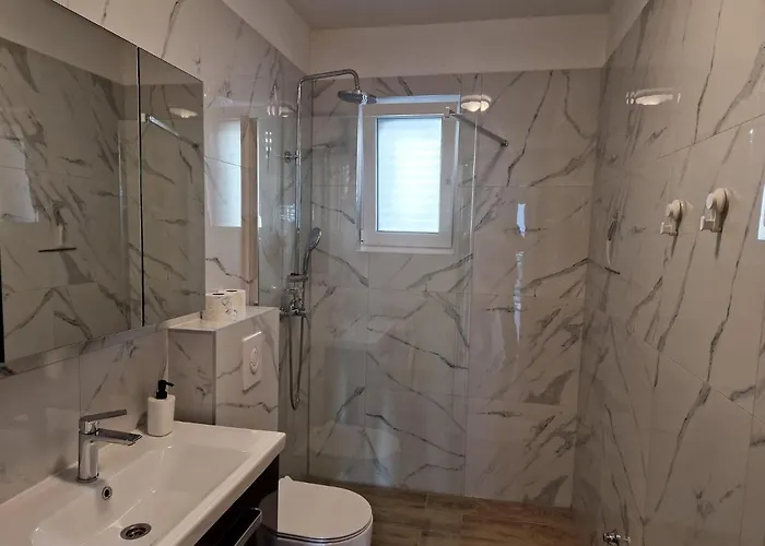 Toni 아파트 비오그라드나모루