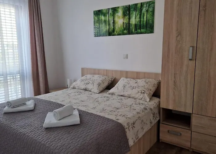 Toni * 비오그라드나모루