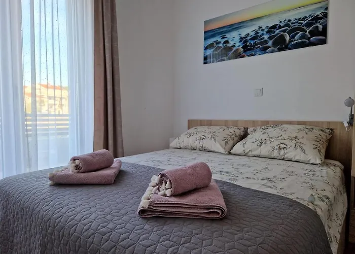 Toni 비오그라드나모루