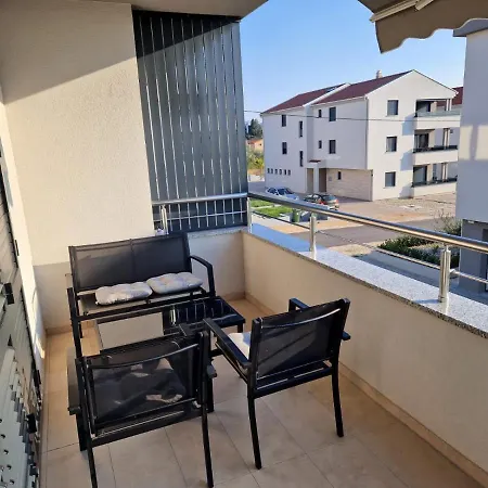 Toni Apartamento