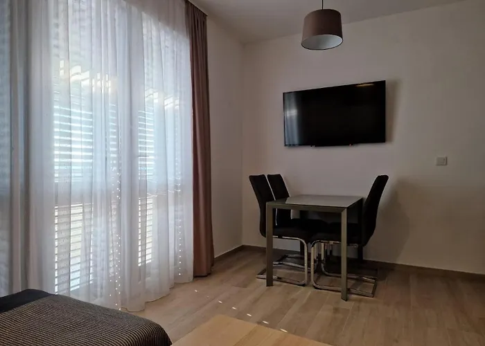 Toni Apartmán
